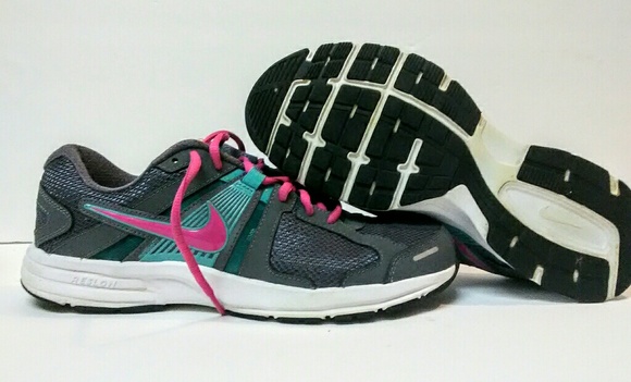 nike dart 10 womens trainers